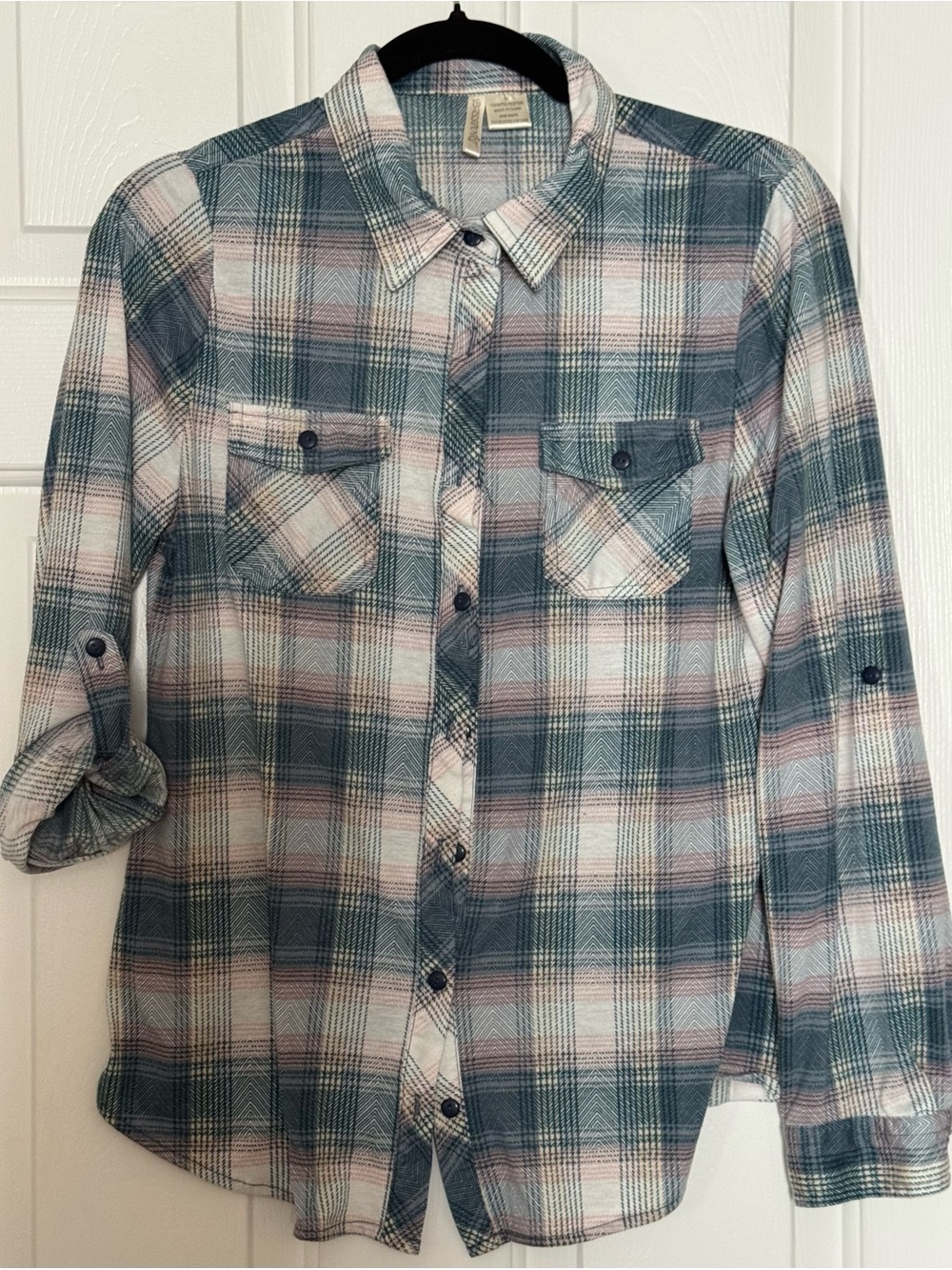 Women’s Flannel Plaid Button-Up Shirt in Blue & Pink
